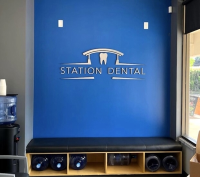 Custom Dimensional Signs Photo